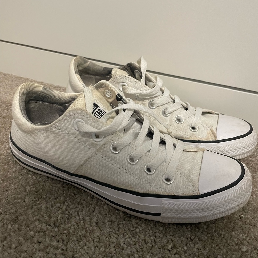 Converse Low Top White